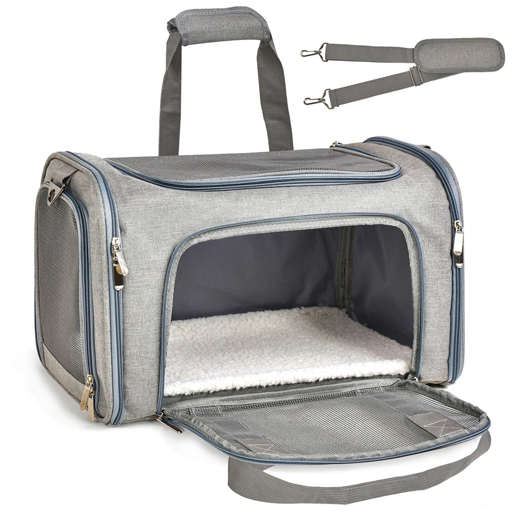 Travel Friendly Dog Carrier Bag.