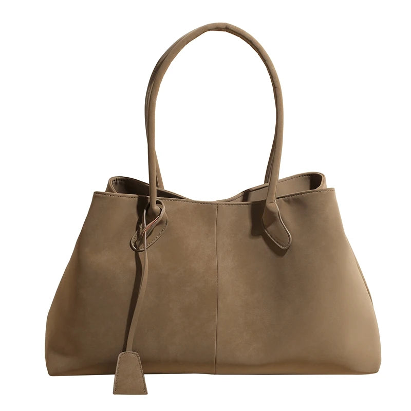 A Versatile Women's Handbag